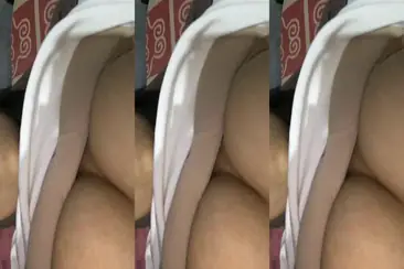 Dokumentasi Dinda Cantik Live Bersantai Kasur